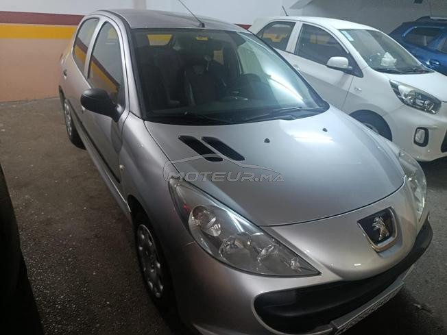 Peugeot 206 Essence Manuelle 2011 à Casablanca