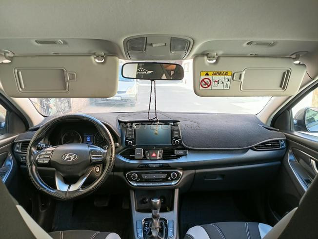 HYONDAI i30