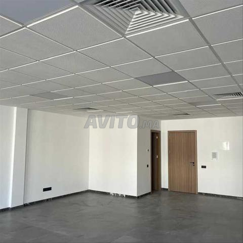 202821-Bureau à louer à 9000DH à Sidi Maarouf - 2