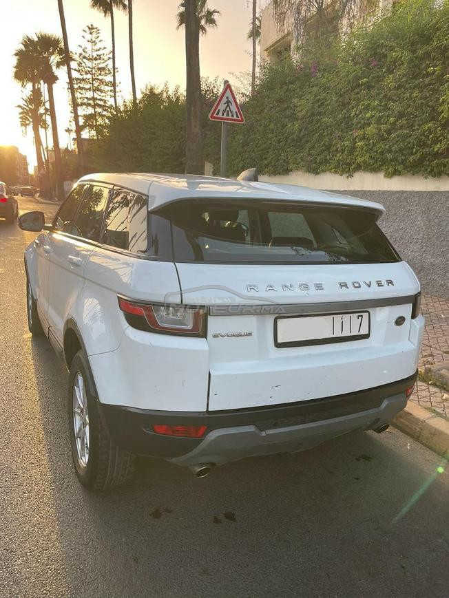Range rover évoque 