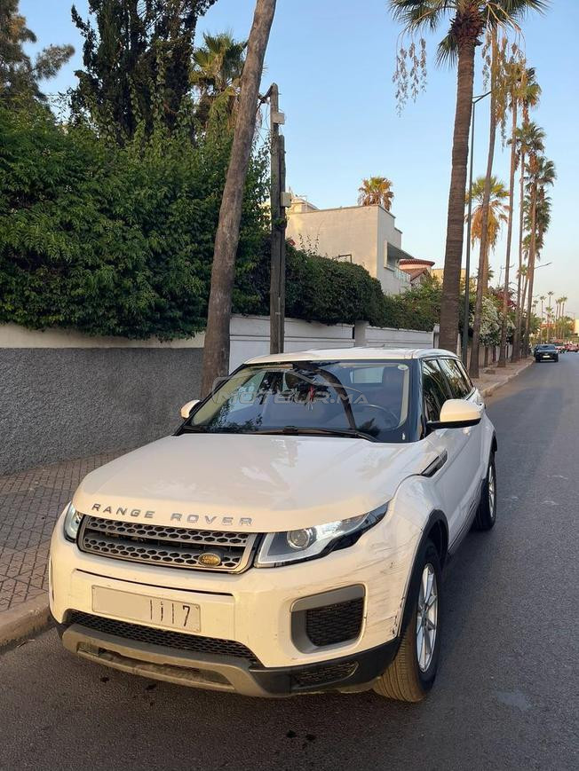 Range rover évoque 