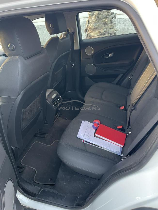 Range rover évoque 