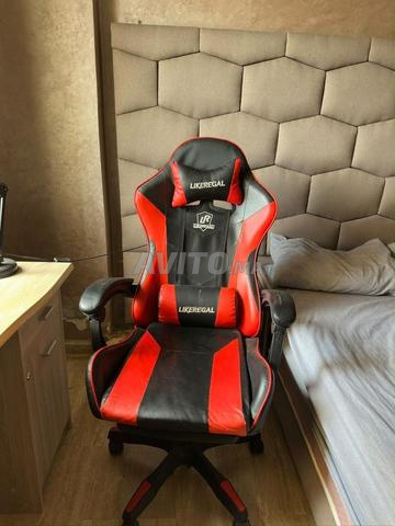 Chaise gamer ergonomique rouge - très bon état - 2