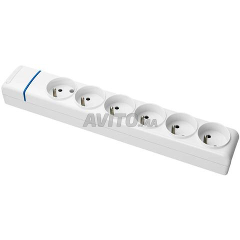 Multiprise Rackable pour Baie Réseau - 2