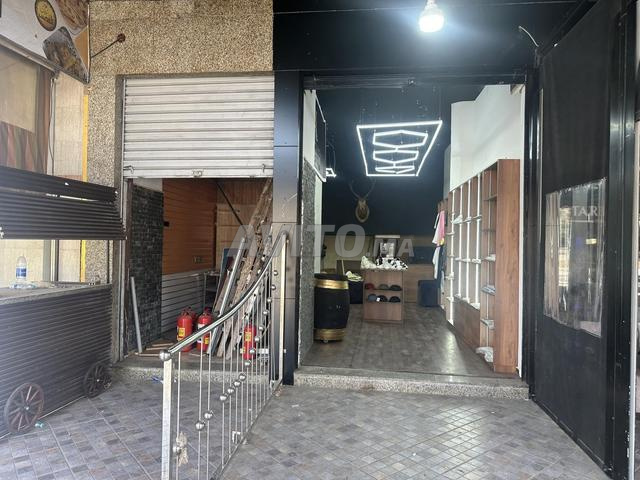 Porte de garage de 110m et terrasse de 10m à louer - 2