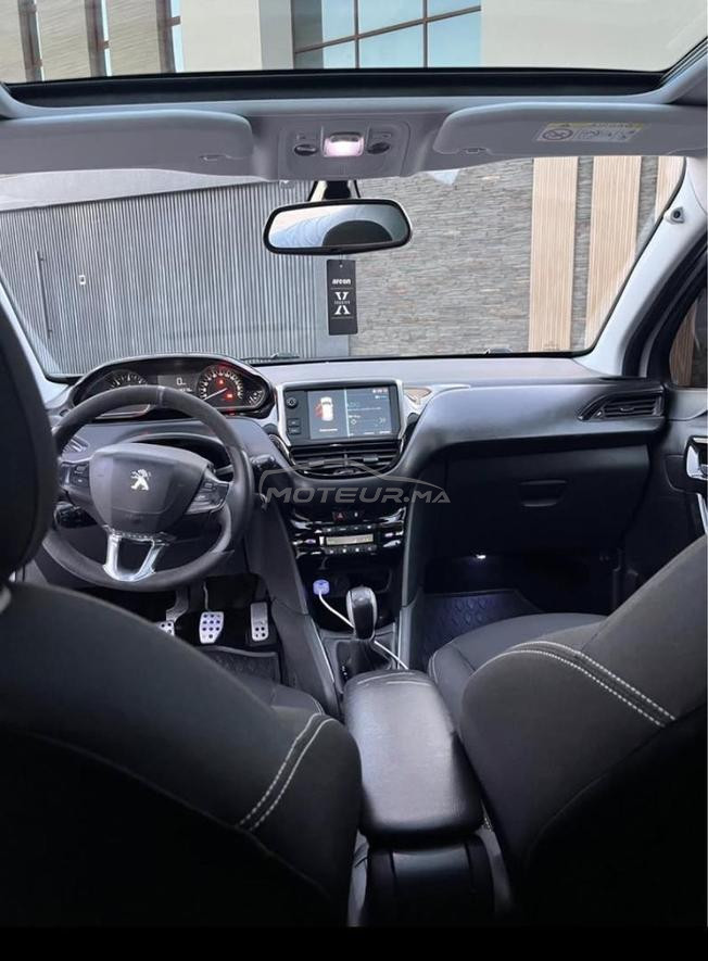 Peugeot 208 model2019 