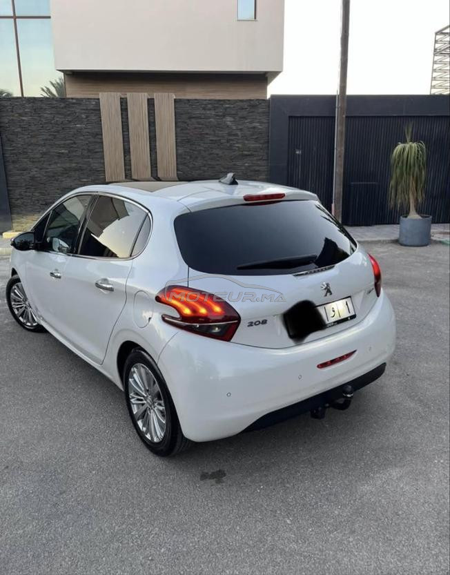 Peugeot 208 model2019 