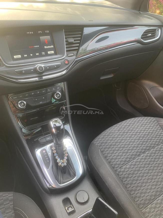 opel astra 2020 très bon etat