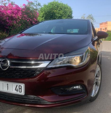 Opel Astra 2020 très bon état - 2