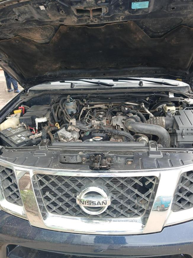 NISSAN PATFHINDER comme neuf