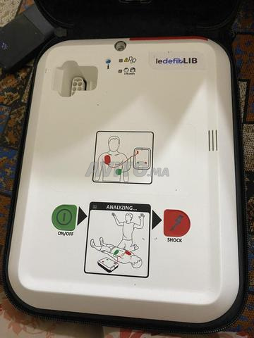 Gros défibrillateurs pro achetés en France - 2