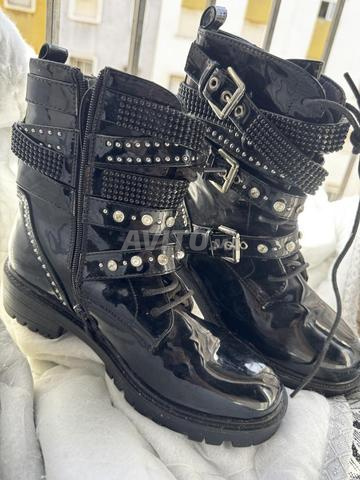 Bottes femme noires brillantes neuves 39 - 2