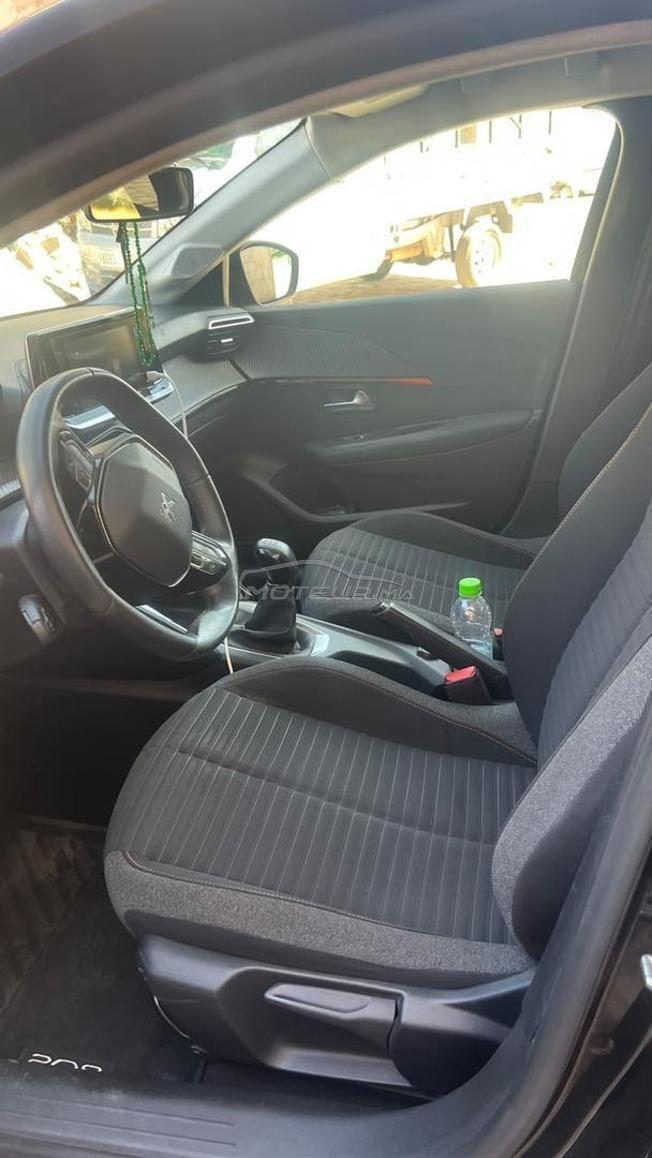 Peugeot 2008 Diesel Manuelle 2023 à Marrakech