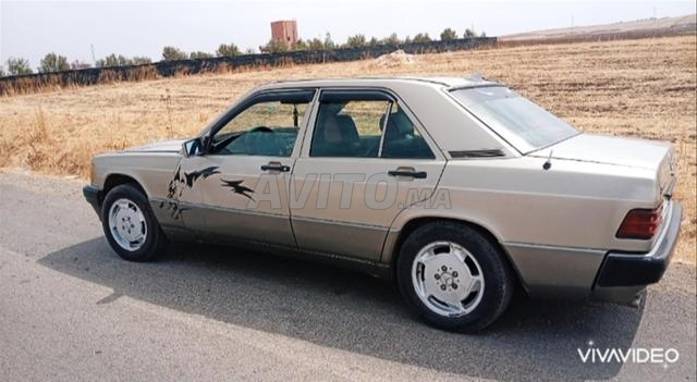 Mercedes-Benz 190D 🇩🇪 - 2