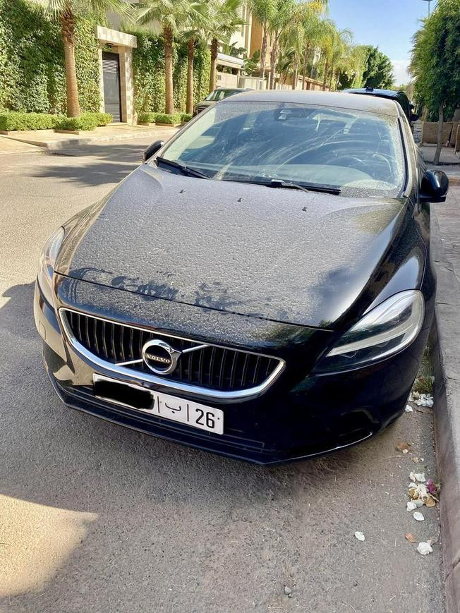 Volvo V40 automatique 2019 diesel 