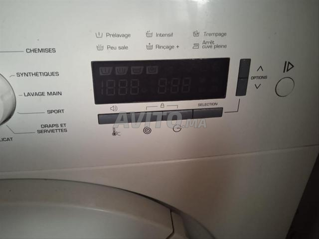 Machine à laver encore propre et fonctionnelle. Bienvenue. - 2