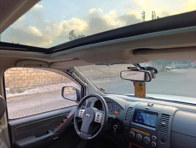 Nissan Pathfinder Diesel Automatique tout option
