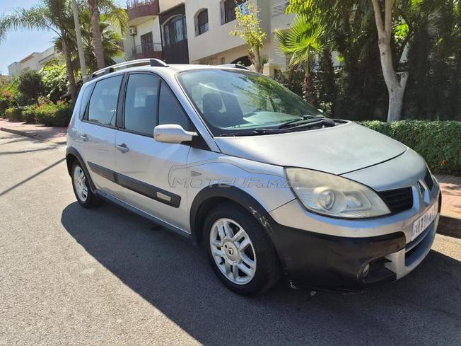 Renault Scénic diesel 2009 en très bon état 