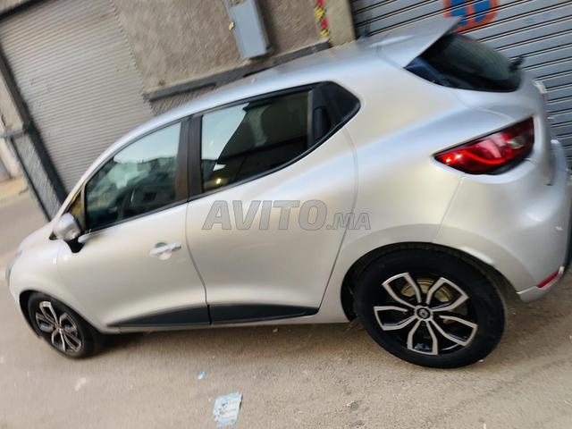 Renault Clio Diesel Manuelle 2019 à Casablanca - 2