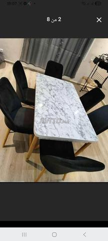 Tables de salle à manger de formes et couleurs variées à prix abordable - 2