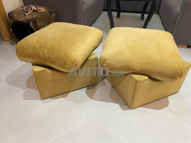 2 poufs/fauteuils modulaires en velours jaune