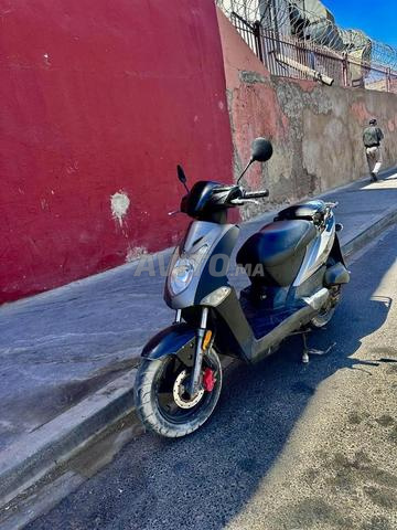 Kymco Scooter 4t - 2