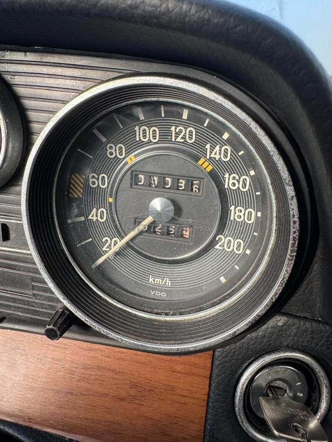 Mercedes-Benz 250 C Manuelle 1971 Ded 2026 