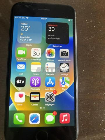 iPhone 8 bon état rien changé - 2