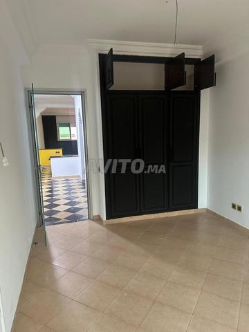 Appartement à louer 150 m² à Rabat - 2