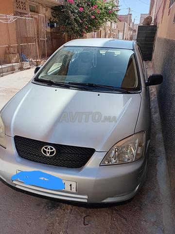 Toyota Corolla - 2