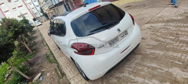 Peugeot 208 Diesel Manuelle 2019 à Tanger