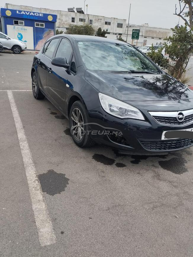 Opel Astra essence 2010
