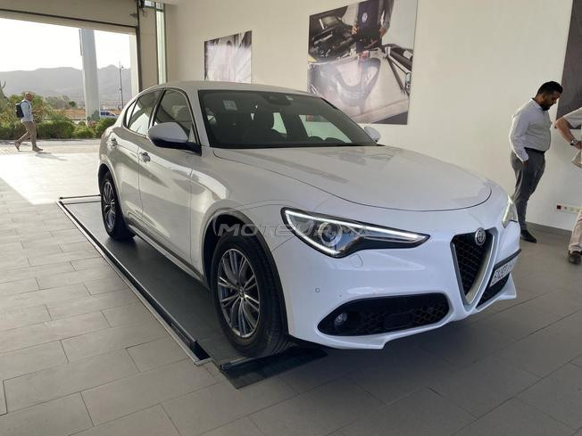 alfa Roméo stelvio très bon état 