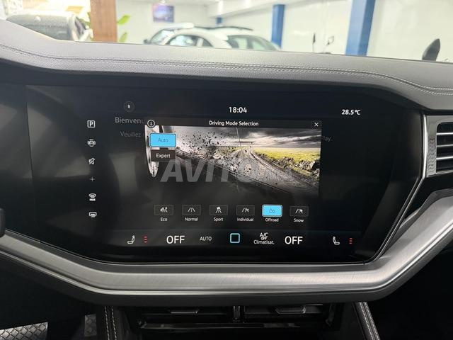 فولكس فاجن توراج 3.0 V6 TDI 286 Elegance