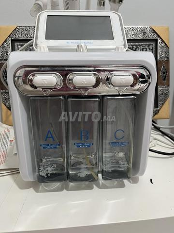 Appareil professionnel pour les soins du visage. - 2