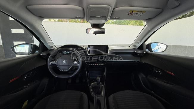 Peugeot 208 Diesel Manuelle 2023 à Rabat