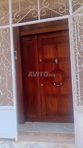 أبيع باب بحالة ممتازة