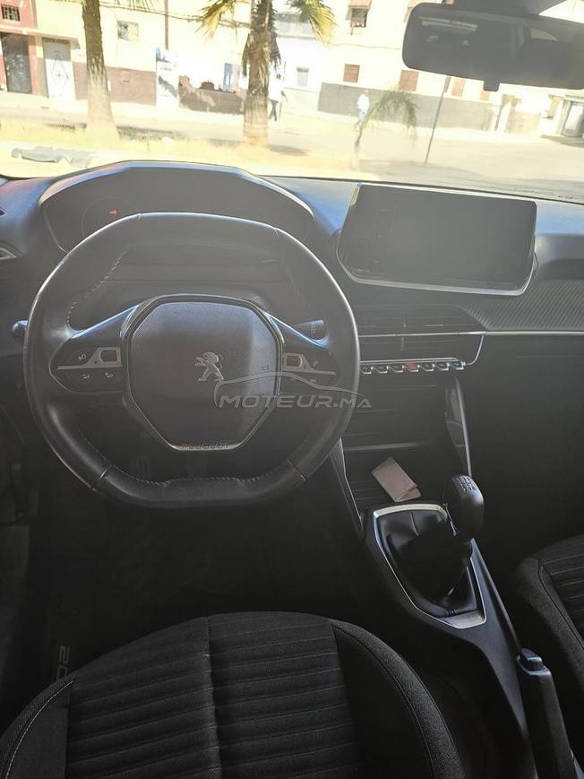 Peugeot 208 2023/12 manuel diesel 