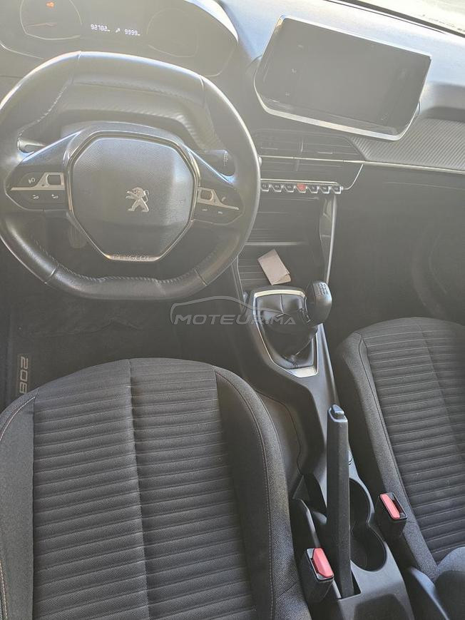 Peugeot 208 2023/12 manuel diesel 