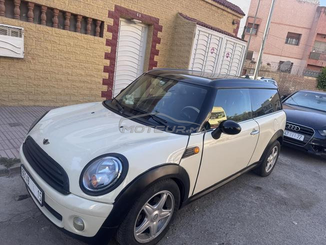 mini Cooper en bonne état 