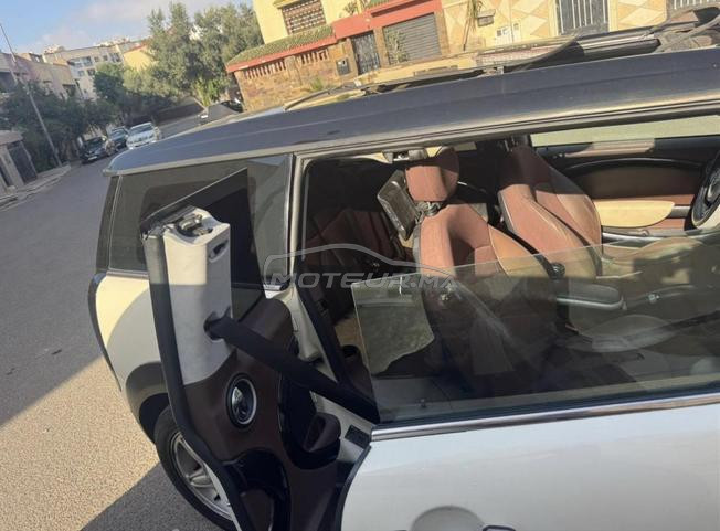 mini Cooper en bonne état 
