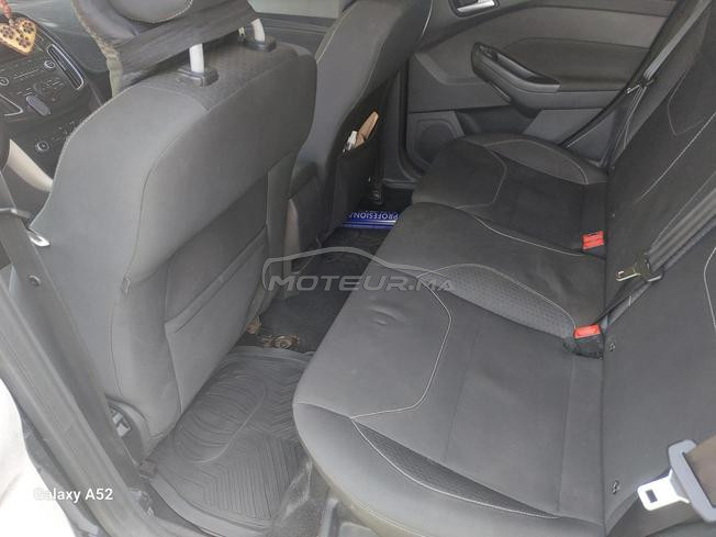 voiture ford focus très bonne état à vendre