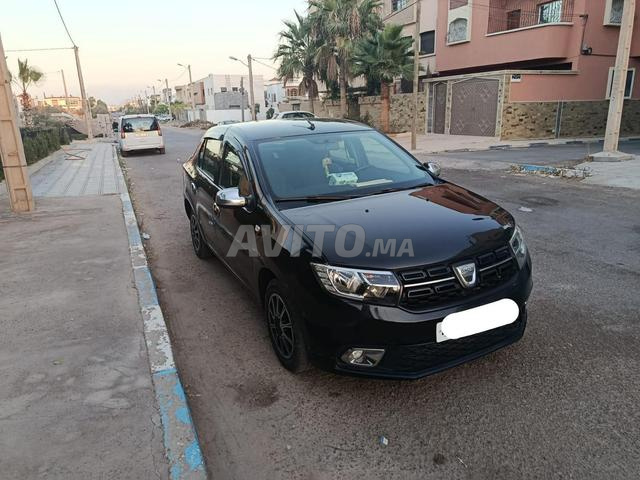 Dacia Logan Diesel Manuelle 2017 à Agadir - 2