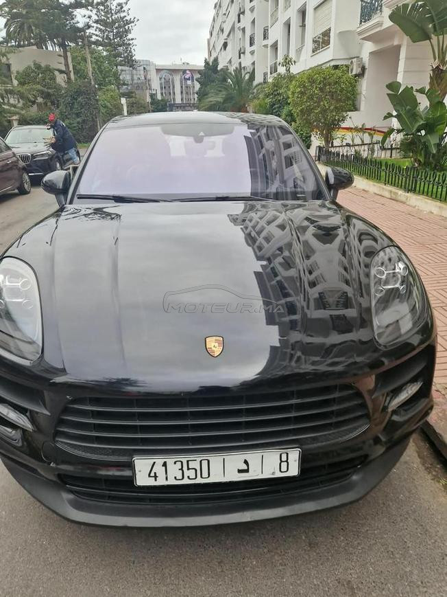 Porsche Macan   2021