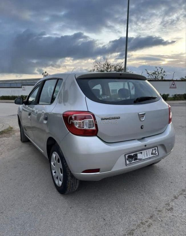 Dacia Sandero model 2016