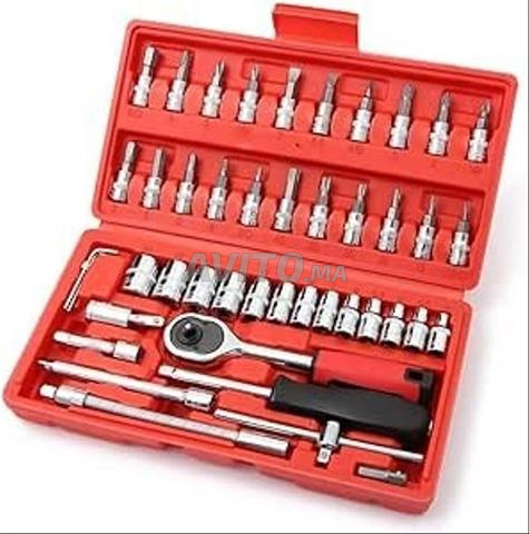 Ensemble complet et pratique d'outils de bricolage. - 2