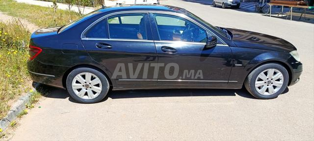 Mercedes-Benz 220 Diesel Automatique 2008 - 2