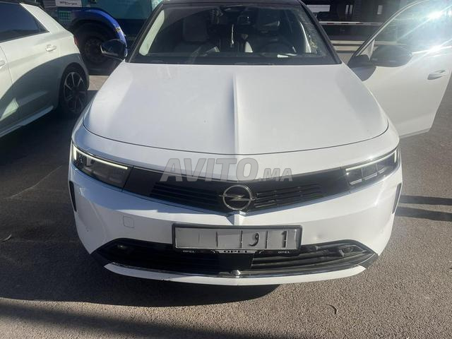 Opel Astra finition Design - 2