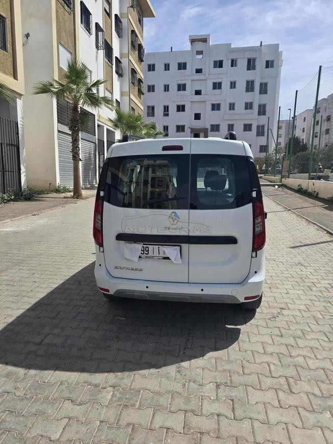 Renault Express موديل 2022
