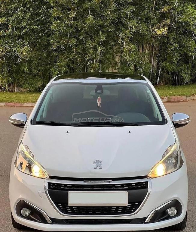 peugot 208 fin 2019 panoramique